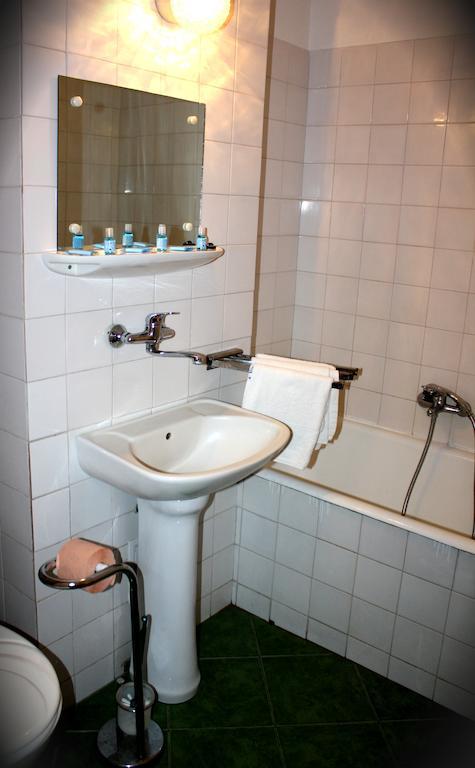 Hotel Tivoli Совата Стая снимка